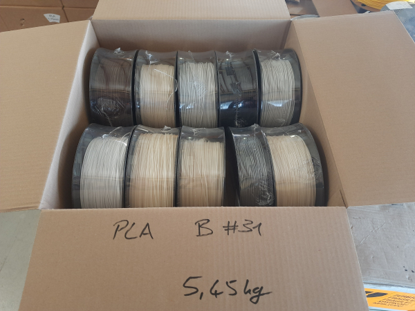 PLA B-Ware Box #31: 5.45kg PLA gemischte Farben - Made in Europe