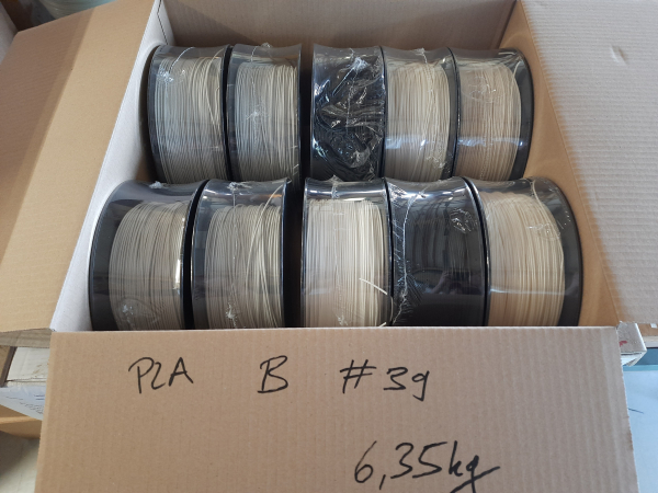 PLA B-Ware Box #39: 6.35kg PLA gemischte Farben - Made in Europe