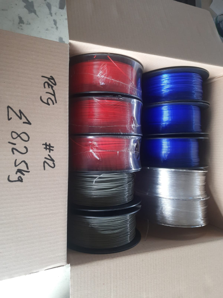 PETG Box #A12: 8.25kg PETG gemischte Farben &Oslash; 1,75mm - Made in Europe